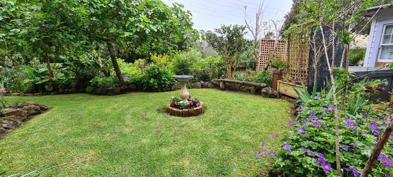 Dovecote House Bed & Breakfast Auckland Exterior photo