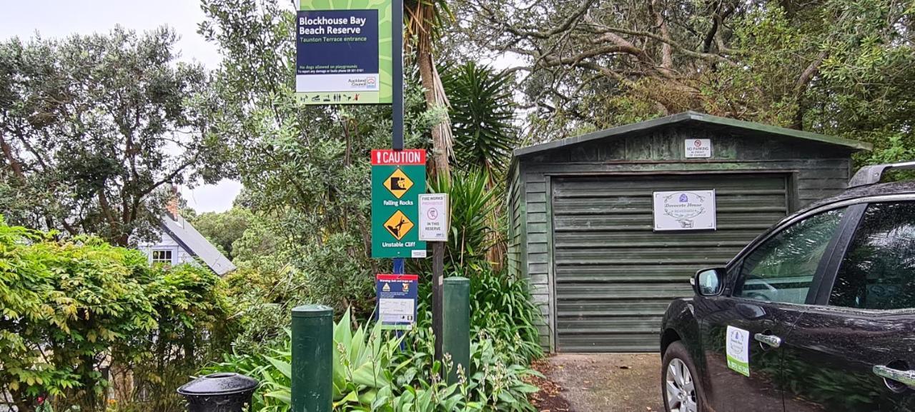 Dovecote House Bed & Breakfast Auckland Exterior photo