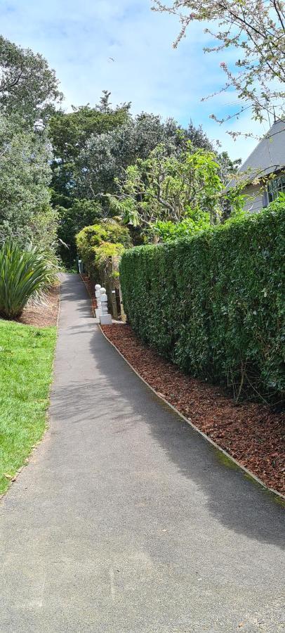 Dovecote House Bed & Breakfast Auckland Exterior photo