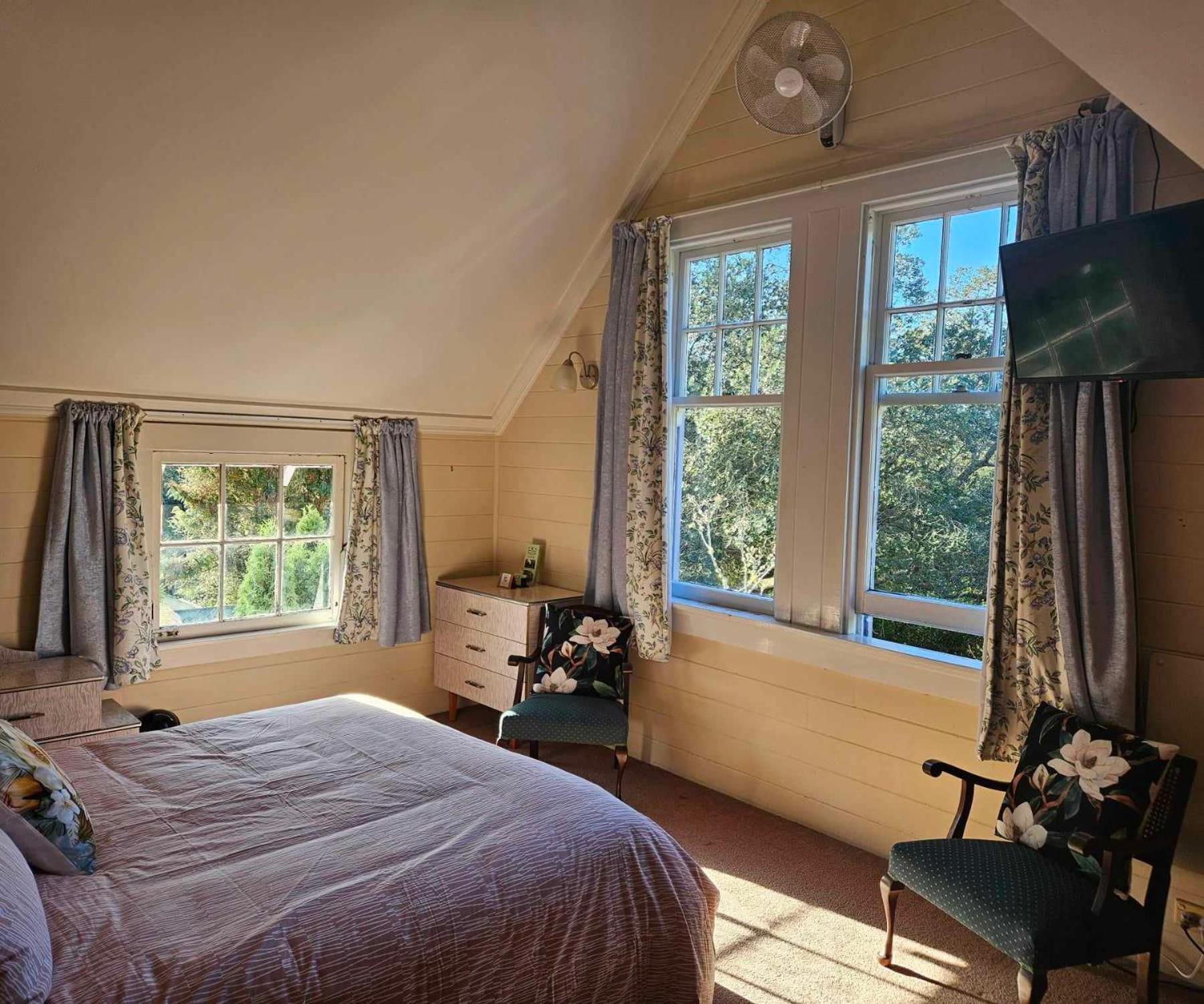 Dovecote House Bed & Breakfast Auckland Exterior photo